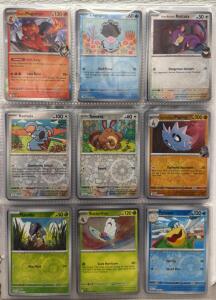 Huge Binder Of 160+ Pok&eacute;mon Cards W/ Tons Of Rares And Holos