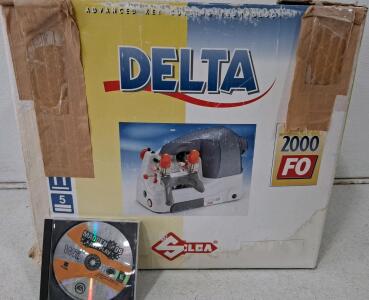 Silca Delta 2000 FO Key Duplicating Machine in Original Box, Semi-Automatic, 120V/230V (Turns On)