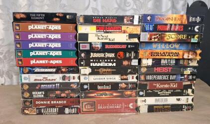 Lot Of (30+) VHS Movies Including Planet Of The Apes, The Fifth Element & Die Hard