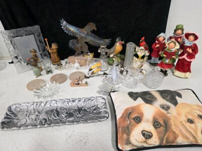 Holiday Caroler Figurines, Arthur Court-Style Tray, Metal Eagle, Crystal Glassware, Animal Decor Lot. Mixed Lot Holiday Decor | Halloween, Thanksgiving, Nativity Set, Fall & Halloween Decor, 15+ Items