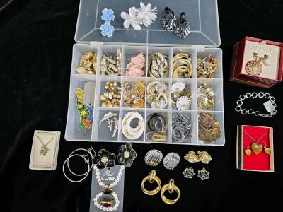 Large Vintage Costume Jewelry Lot Monet Earrings Brooches Necklaces Bracelets 45+ Pieces