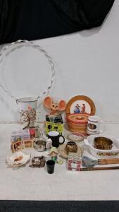 Vintage Decor Collectibles Lot: Pyrex, Campbell&rsquo;s Tin, Banff Dish, Figurines, Brass, Basket