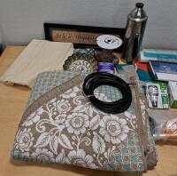 Mixed Household Lot: Textiles, Kitchenware, Lighting, Hardware, Miscellaneous (~17 Items) - 3
