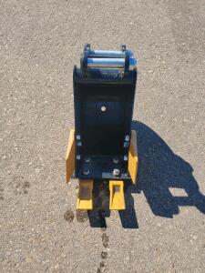 8" Mini Excavator Trenching Bucket, 2 Teeth, Pin-On Mount, Fits 1.5&ndash;3 Ton Machines