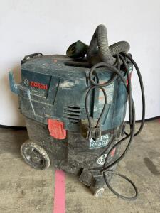 Bosch VAC090A 9-Gallon Wet/Dry Dust Extractor, HEPA Ready, Automatic Filter Cleaning