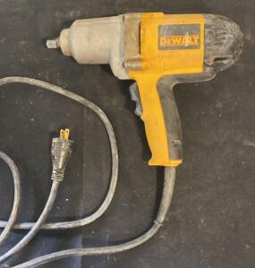 DeWalt DW292 1/2" Electric Impact Wrench, 345 ft-lbs Torque, 7.5A, Corded, Made in Mexico ( Works )