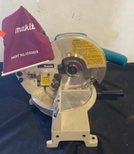 Makita LS1030 10" Miter Saw, 12A Motor, 4,600 RPM, 0&deg; Bevel, 0&deg;-52&deg; Miter Range ( Works )