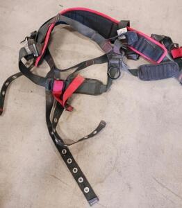 3M Protecta PRO Work Positioning Harness with Lumbar Support and Tool Loops