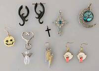 Assorted Costume Jewelry Collection &ndash; ~70 Pieces Including Earrings, Necklaces, Bracelets, And Rings - 3