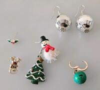 Assorted Costume Jewelry Collection &ndash; ~70 Pieces Including Earrings, Necklaces, Bracelets, And Rings - 10