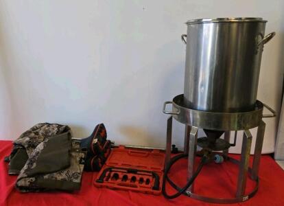Bayou Classic 80 Qt Boil Pot & Burner Set, Camo Rain Gear, Boots, Tools, Valve Kit