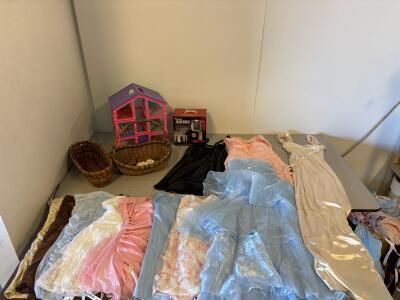 Voom AirVac Portable Range Hood, Bulk Lot 8 Formal Dresses, 3-Story Dollhouse, 2 Woven Baskets
