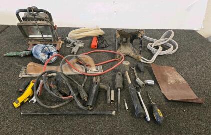 Mixed Lot: Hand Tools, Knopp K60 Voltage Tester, Paint Spray Gun, Shop Work Light, Cords