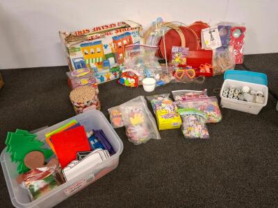 Vintage Sesame Street 27-Piece Play Set with Assorted Craft Supplies