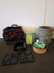ETA Sorento Plus 5151 90000 Sandwich Maker,( powered on) Tool Bag, Swiffer Refills, Planter & Garden Basket ( in front of shelf L)