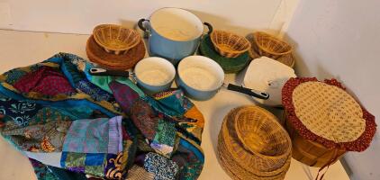 George Foreman Grill, Blue Enamel Cookware, Patchwork Robe, Basket & Woven Charger Lot, 25 pcs