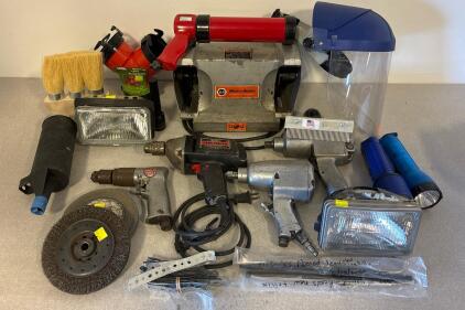 Industrial Shop Tools Lot: Black & Decker Grinder, 3 Air Guns, Craftsman Impact, Lights, Flashlights