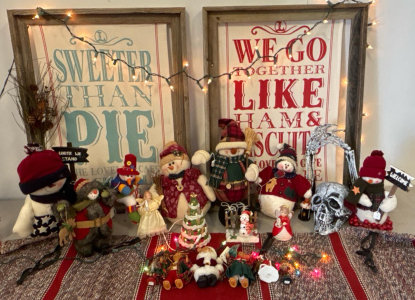 Assorted Christmas & Halloween Decor Set &ndash; 14 Figurines, Ornaments, Lights, Table Fabric & Ceramic