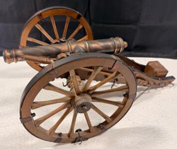 Antique Field Cannon Replica Model with Metal Barrel and Wooden Carriage 28&rdquo;x12&rdquo;