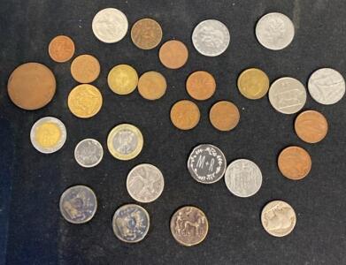 Mixed Lot of 30 World Coins: Canada, UK, Ireland, Greece, Mexico &ndash; 1939&ndash;1990s, Various Types