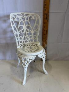 Miniature Cast Iron Chair, Victorian Style, Ornate White Painted, 7.5 in Tall, Decorative/Dollhouse