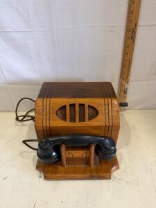 Vintage Wooden Crank Telephone, 1920s&ndash;1940s, Bakelite Handset, Approx. 11.5"x13.5"x17.75"