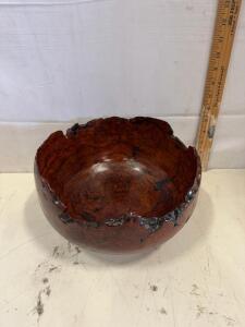Carol Sullivan 8.5" Hand-Turned Burl Wood Live Edge Bowl, Signed 2010, Decorative Art