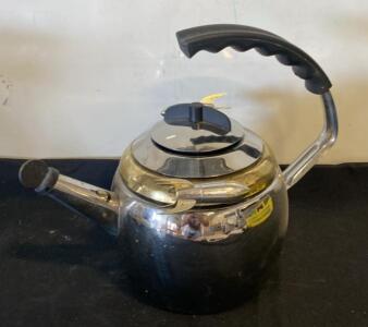 Vintage Atomic Rocket Chrome Tea Kettle, 2 Quart, Bakelite Handle, 1950s Mid Century Modern