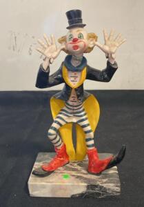 Fontanini Depose Italy 943 Clown Figurine on Carrara Marble Base, 8.5" Tall