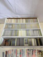 Star Trek & Mars Attacks Trading Card Lot &ndash; Rittenhouse & Topps, 500+ Cards, NM-M Condition - 5