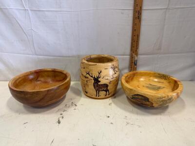 Hand-Turned Maple Wood Bowls & Decorative Pyrography Deer Vessel, Set of 3, Unique Grain