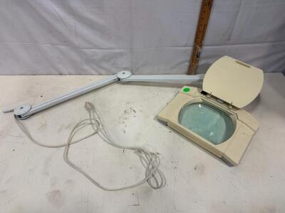 Articulating Arm Magnifying Lamp w/ 6" Lens, Flip Cover, Fluorescent Light, Table Base, 32" Reach