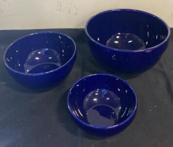 Cobalt Blue Glass Nesting Mixing Bowl Set &ndash; 3 Pieces, Stackable, Approx. 4/2.5/1.5 Qt Sizes