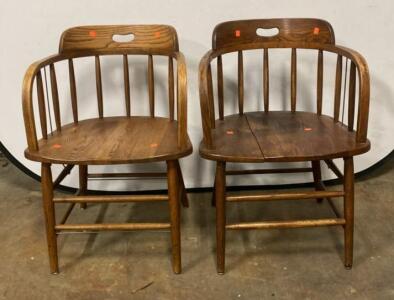 Pair of Wooden Bow-Back Captain&rsquo;s Chairs, Oak Finish, 20"x18"x31", Minor Wear, One Split Seat ( T2 )