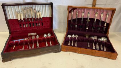 Community Silver Plate Flatware Set, 18 Pieces, Bakelite Handles, Original Chest