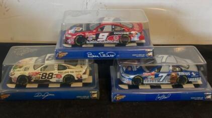 2004 NASCAR 1:24 Diecast Cars Muppets Limited Edition Set #9 Bill Elliott, #88 Jarrett, #7 Atwood