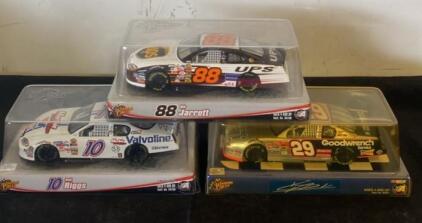 Action 1:24 Die-Cast NASCAR Set &ndash; Jarrett #88 UPS, Riggs #10 Valvoline, Harvick #29 Goodwrench
