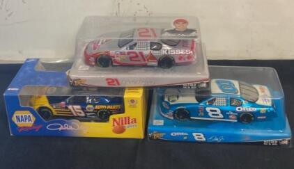 Action 1:24 NASCAR Diecast Lot - #21 Hershey&rsquo;s Kisses, #15 NAPA Nilla, #8 OREO Chevrolet Cars