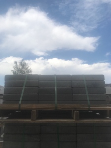 (1) Pallet Of Grey Tuscan Pavers