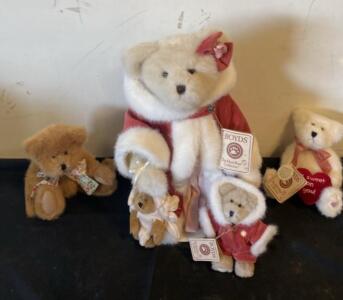 Boyds Bears "Mrs. Potter and Her Lil' Sprouts" 14" Set with Accessories
