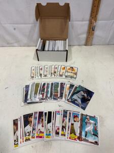 Large Modern Baseball Card Lot &ndash; Topps, Bowman, Heritage, 2023 Allen & Ginter, 400+ NM Cards