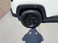 2015 JEEP RENEGADE - 4X4! - 26