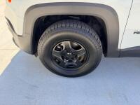2015 JEEP RENEGADE - 4X4! - 30