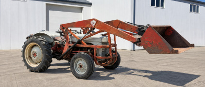 VINTAGE FERGUSON TO- "20/"30 ERA .1951-1954 FULLY FUNCTIONAL! BROWN TRACTOR.