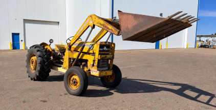 1960-1970s MASSEY FERGUSON YELLOW TRACTOR - FULLY FUNCTIONAL!