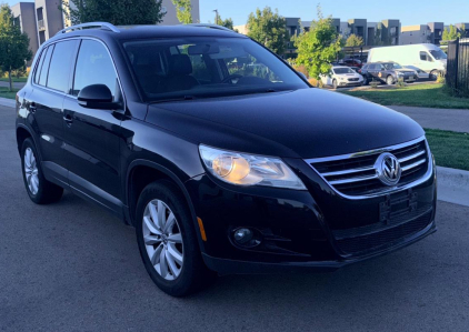 2011 VOLKSWAGEN TIGUAN - 121K MILES!