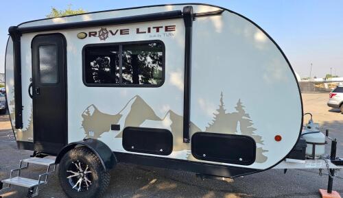LOCATED IN MERIDIAN - 2023 TRAVEL LITE ROVE LIGHT 14FD