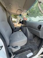 2005 FORD E-350 - RWD! - 12