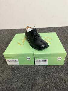 Cucloty Men&rsquo;s Black Split-Toe Tabi Derby Dress Shoes, Size 7 US, Synthetic Patent Leather