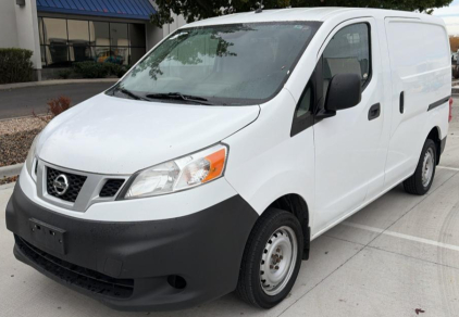 2017 NISSAN NV200 - RUNS WELL